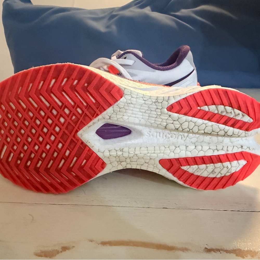 Saucony Endorphin Endorphin Speed - Picture 8 of 11